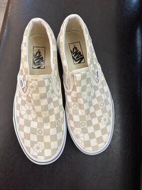 Vans Checkered